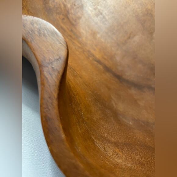 Large 17" Hand Carved Wood Bowl in Grape Bunch Shape for console coffee table - Picture 3 of 7